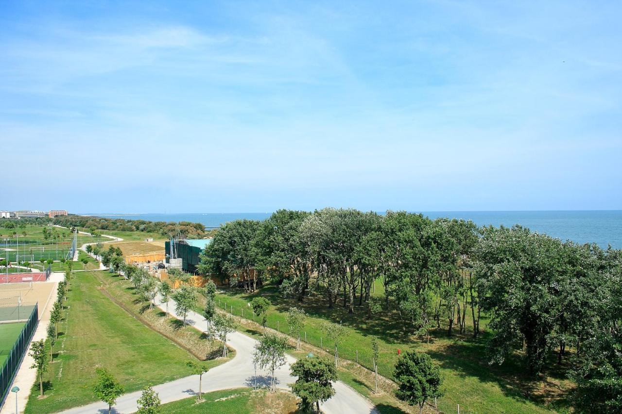 Pini Village Lido Altanea Caorle Exterior foto